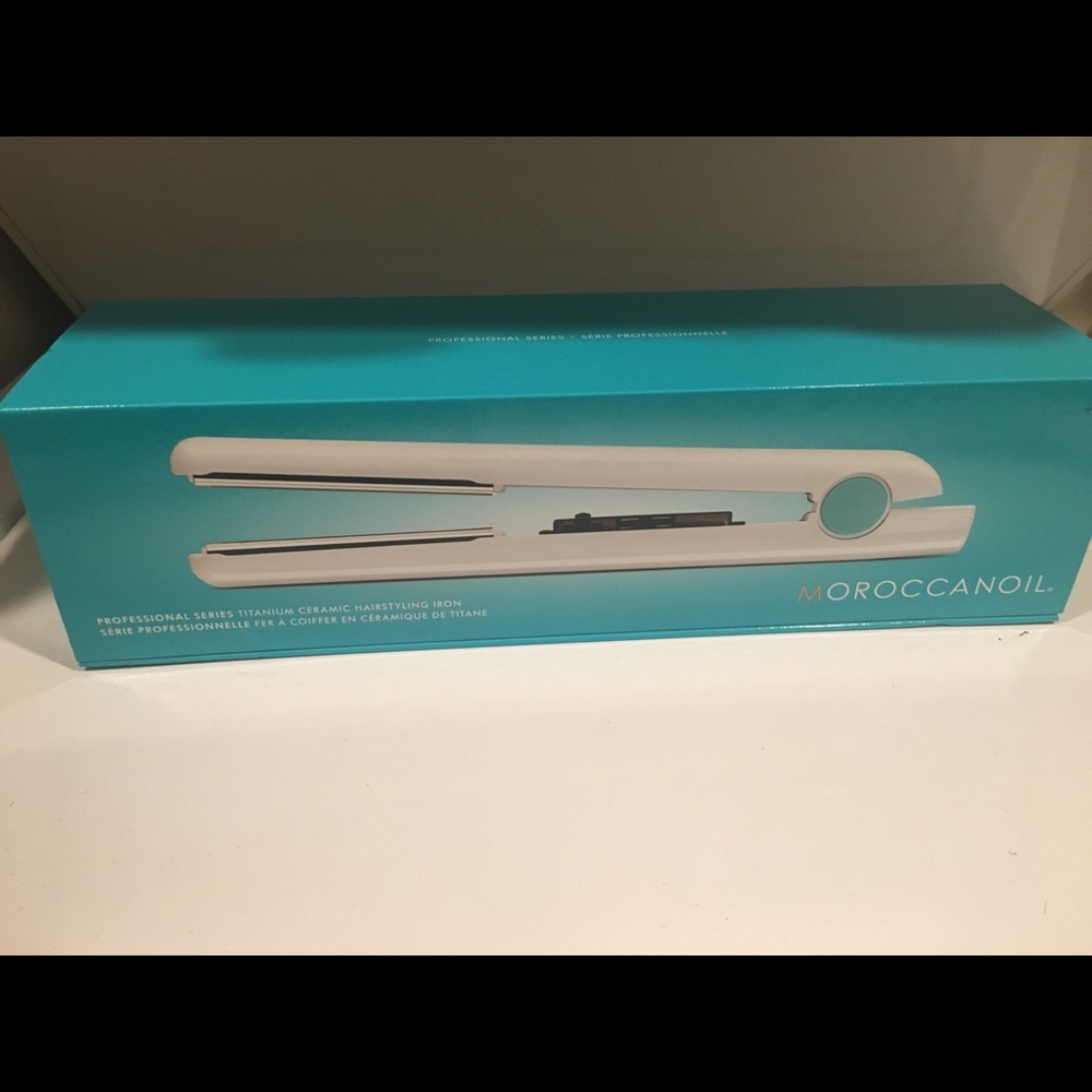 Moroccan oil flat iron